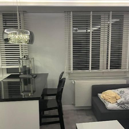 Apartament Poniatowa 아파트 외부 사진