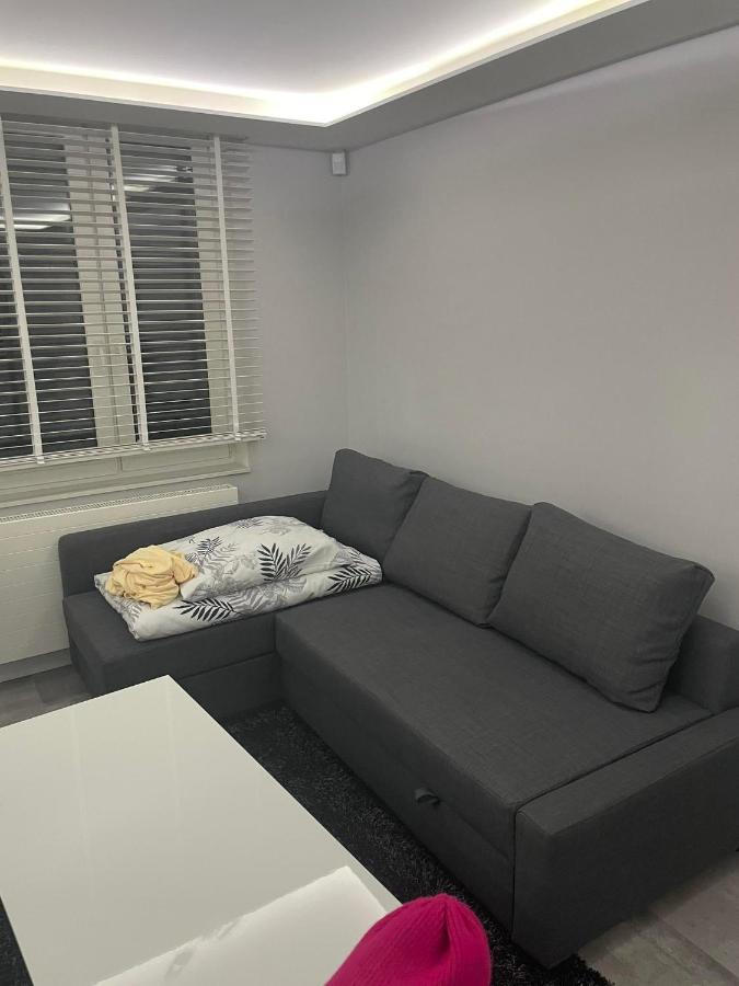 Apartament Poniatowa 아파트 외부 사진