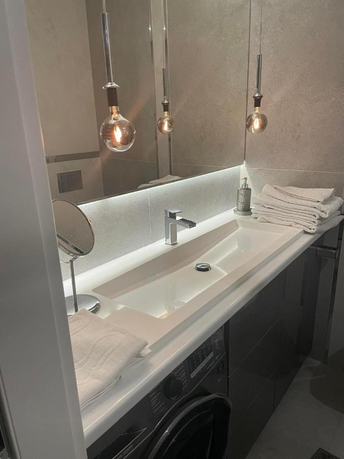 Apartament Poniatowa 아파트 외부 사진